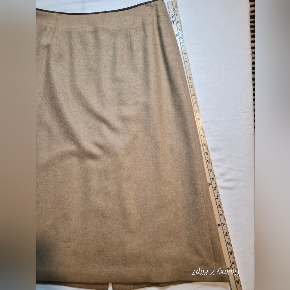 Talbots Petites 100% Camel Hair Skirt with Leather Trim - Made in Italy - 14P - Picture 6 of 8